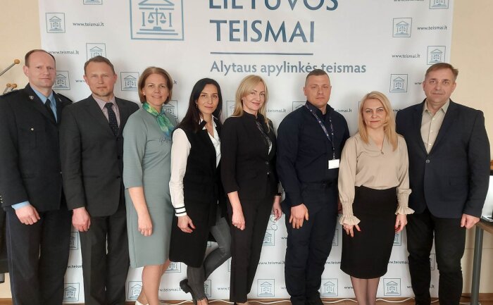 Alytaus apylinkės teisme vyko Kalėjimo tarnybos inicijuotas pasitarimas lygtinio paleidimo klausimams aptarti