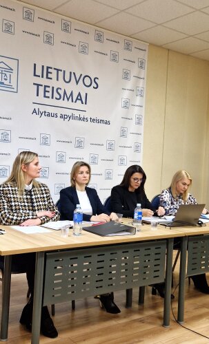 Alytaus apylinkės teisme vyko susirinkimas dėl apylinkių teismų reformos įgyvendinimo